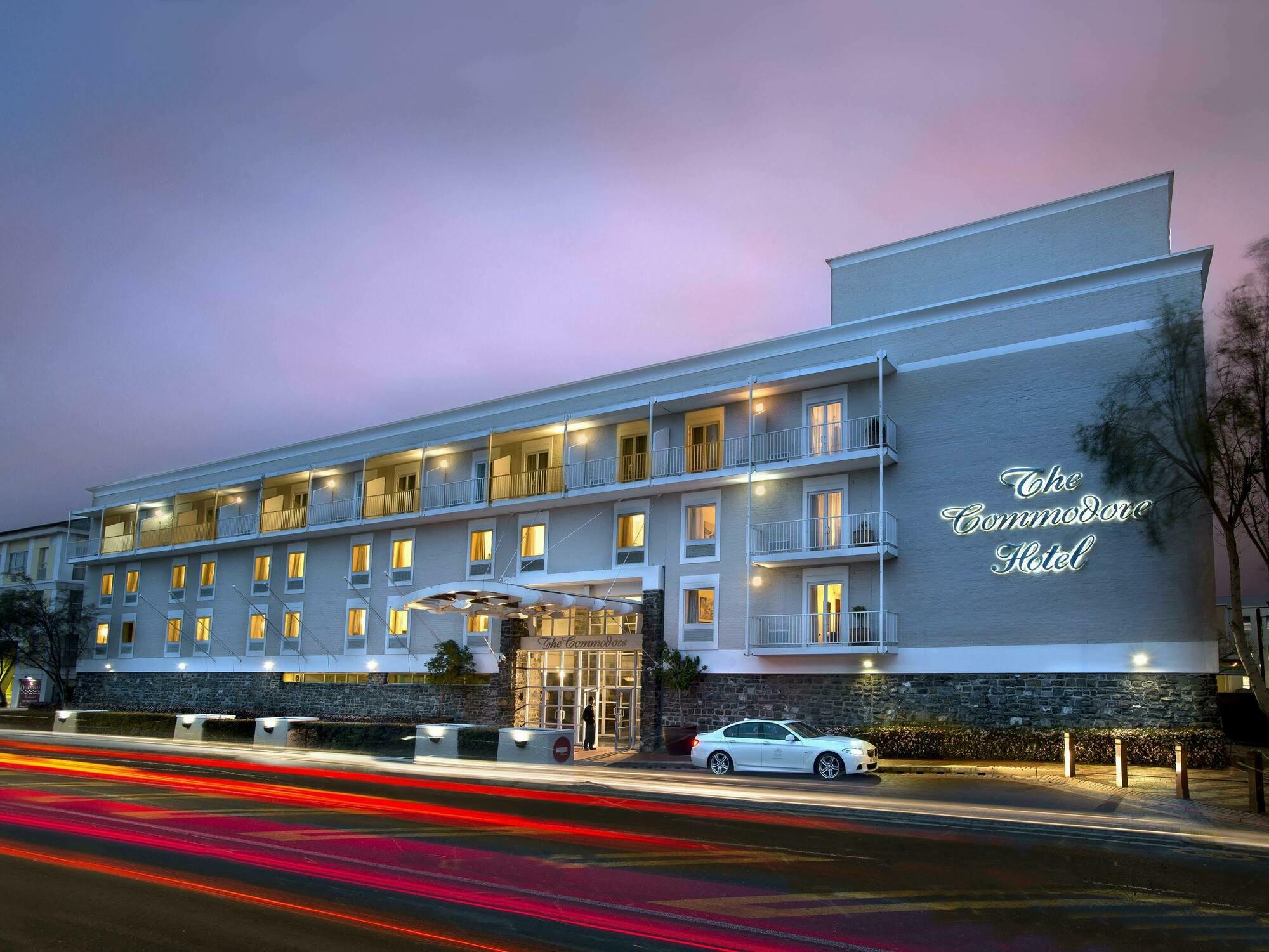 The Commodore Hotel Cape Town Exterior photo